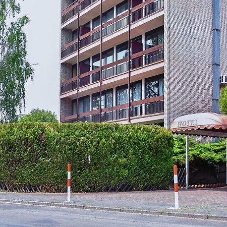 โรงแรมไมน์โบเกน Offenbach am Main ภายนอก รูปภาพ